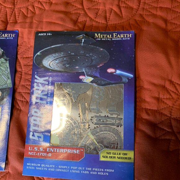 Three Star Trek 3D Metal Model Kits - Picture 2 of 6